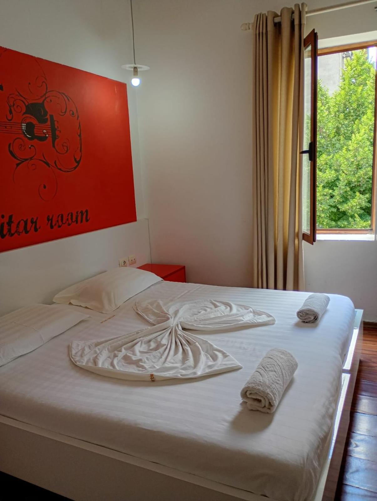 Hotel Boutique Artist Tirana Zewnętrze zdjęcie