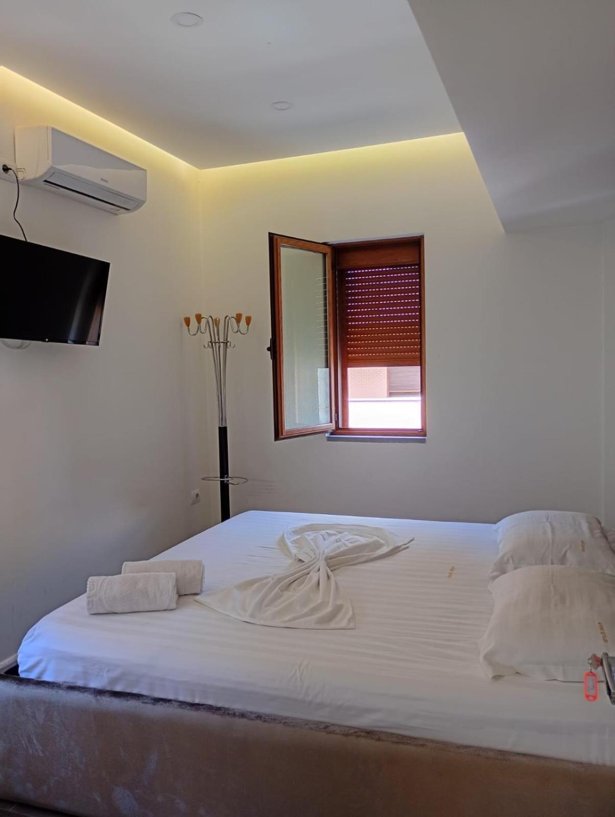 Hotel Boutique Artist Tirana Zewnętrze zdjęcie